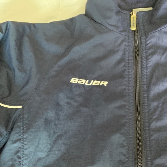 Sold on Facebook - Picture 2 of 5